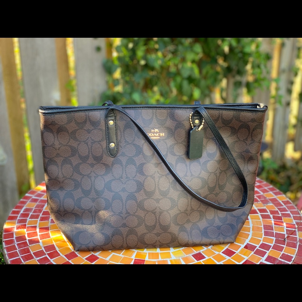 Coach City Zip Signature brown/black Tote Bag
